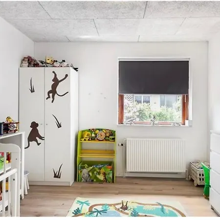Stort Hus I Rolige Omgivelser וילה *